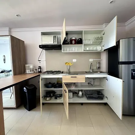 Apartamento Comfortable Apt By The With 180º Ocean Views