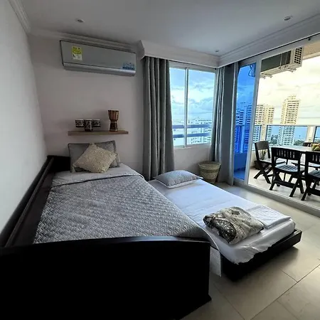 Apartamento Comfortable Apt By The With 180º Ocean Views Cartagena