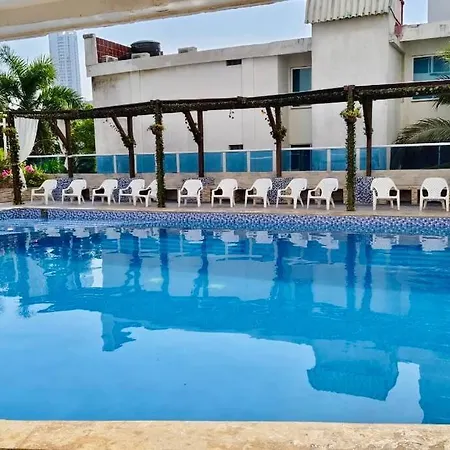 Comfortable Apt By The With 180º Ocean Views Cartagena