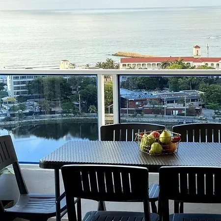Comfortable Apt By The With 180º Ocean Views Cartagena