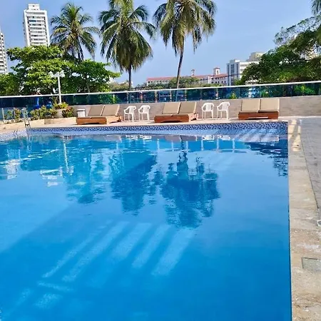Comfortable Apt By The With 180º Ocean Views Apartamento Cartagena